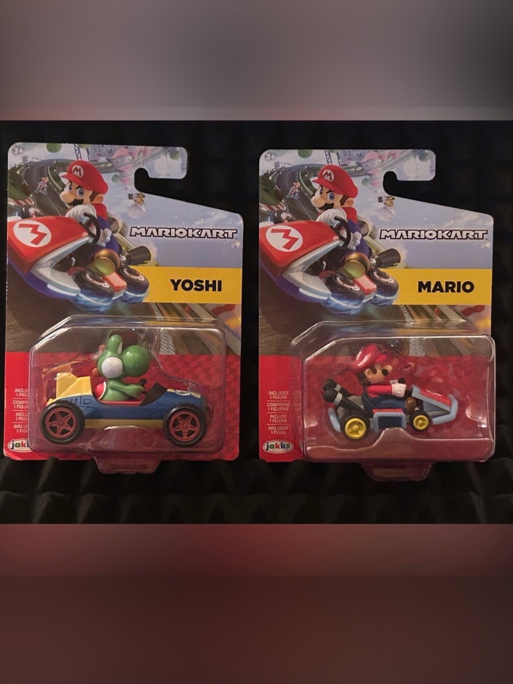 M kart Collection die cast scale 1:64 Collectible-Yoshi & Mario